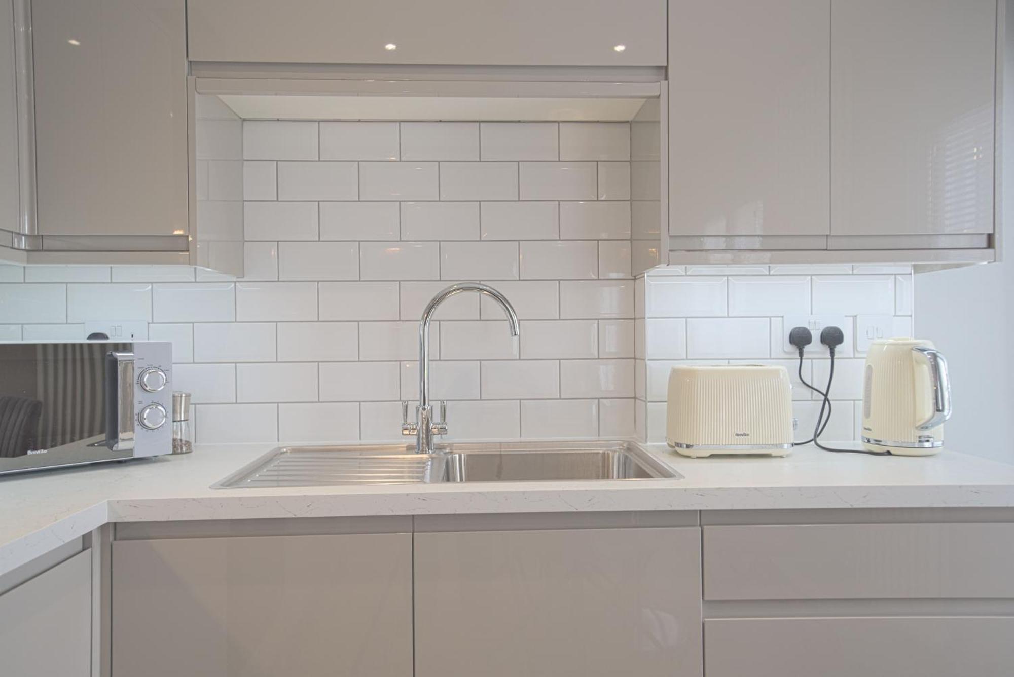 Harper Luxe Serviced Apartments Данстэбл Экстерьер фото