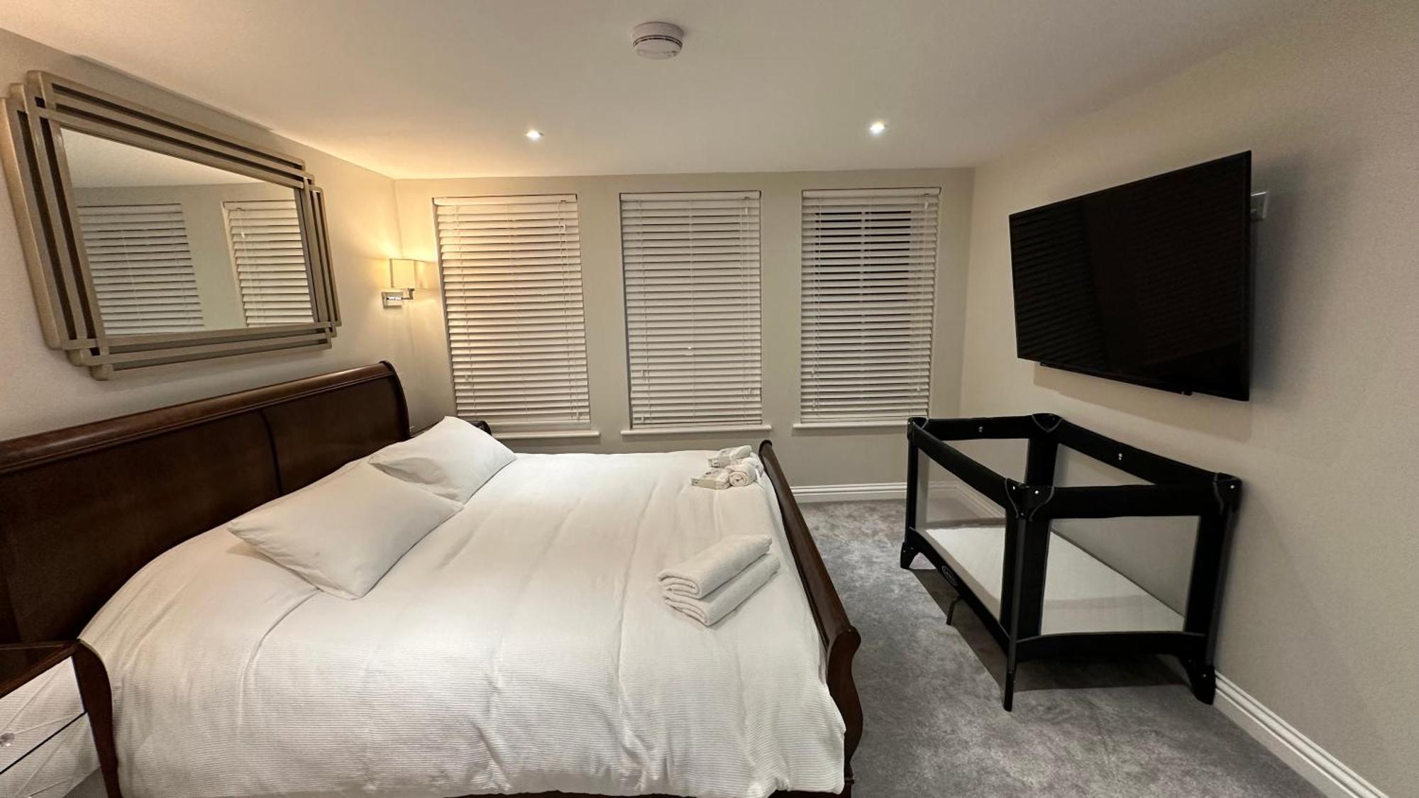 Harper Luxe Serviced Apartments Данстэбл Экстерьер фото