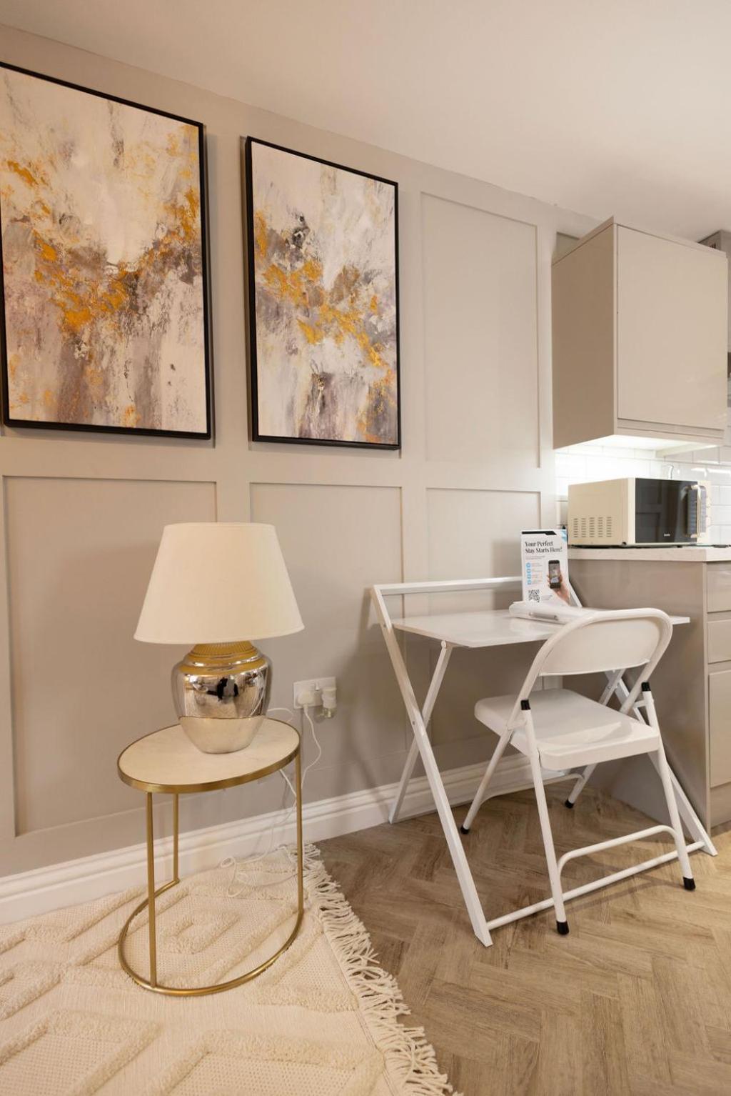Harper Luxe Serviced Apartments Данстэбл Экстерьер фото