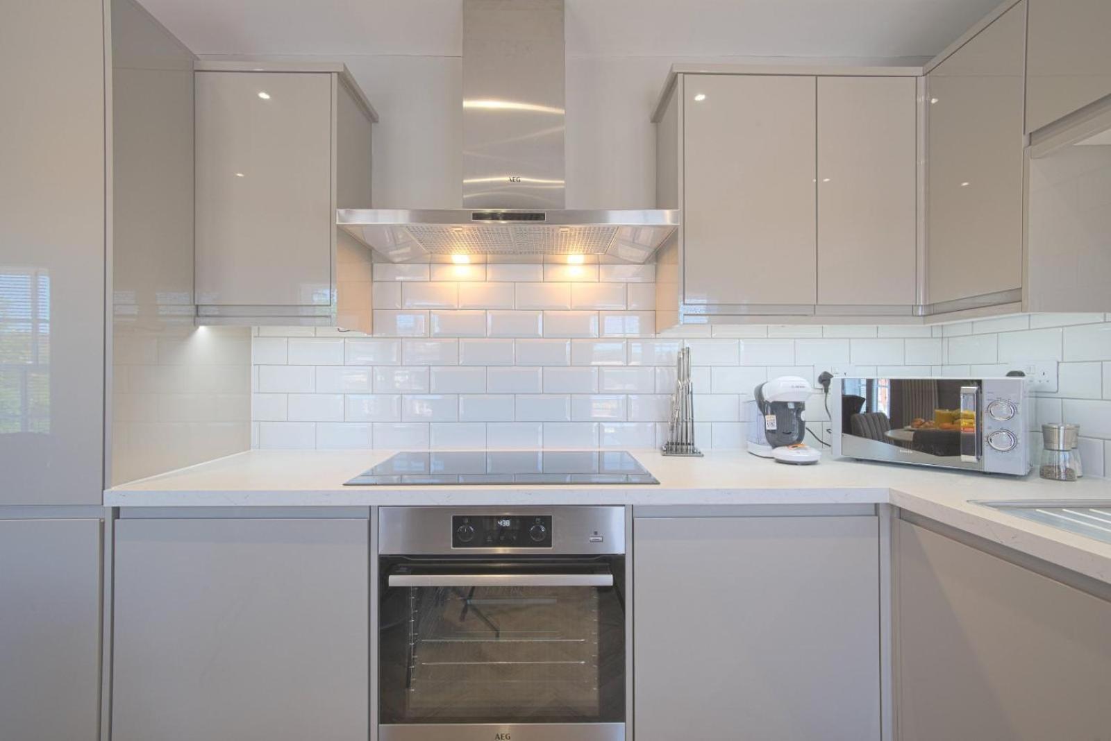 Harper Luxe Serviced Apartments Данстэбл Экстерьер фото